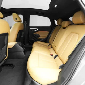 AUDI A5 4 4 140