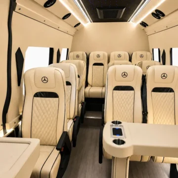 Mercedes Sprinter Van 4 4 92