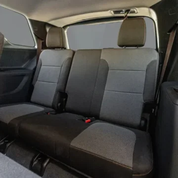 Chevrolet Traverse black 5 5 148