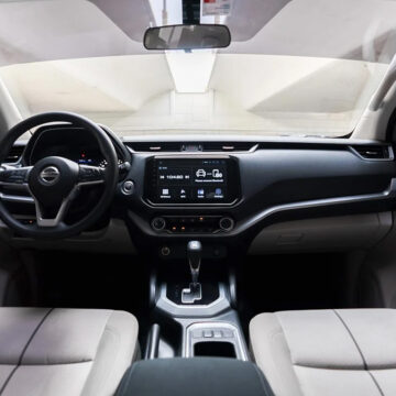 Nissan XTerra White 6 6 3