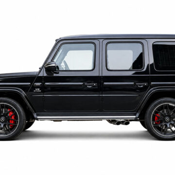 Mercedes G63 AMG black 3 6 54