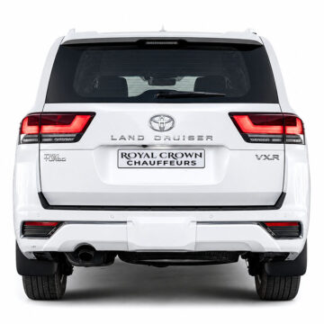 Toyota Land Cruiser white 7 6 94